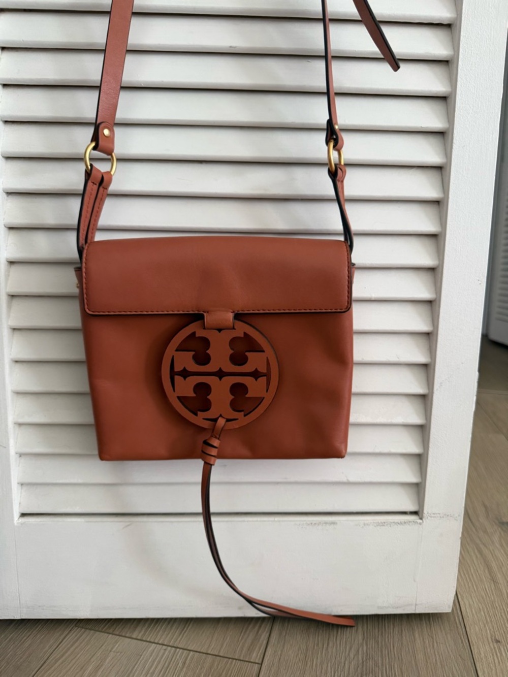 Tory Burch Leather Crossbody Bag in Peachy Brown